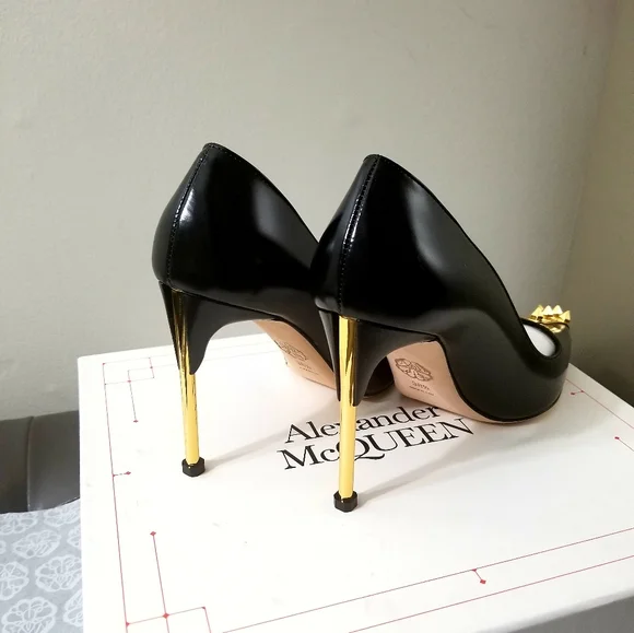 **Sold**NWT Alexander McQueen pumps heels size 38.5 - Picture 7 of 7